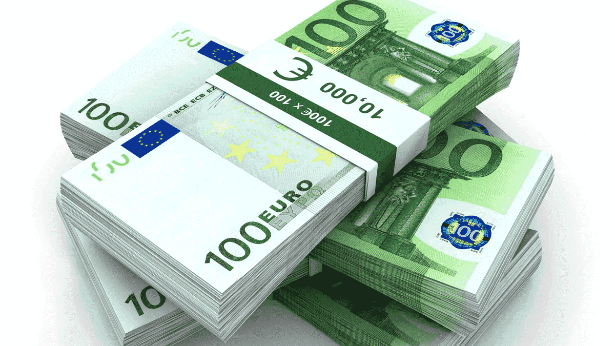 Объем производственных заказов в Германии вырос впервые в этом году